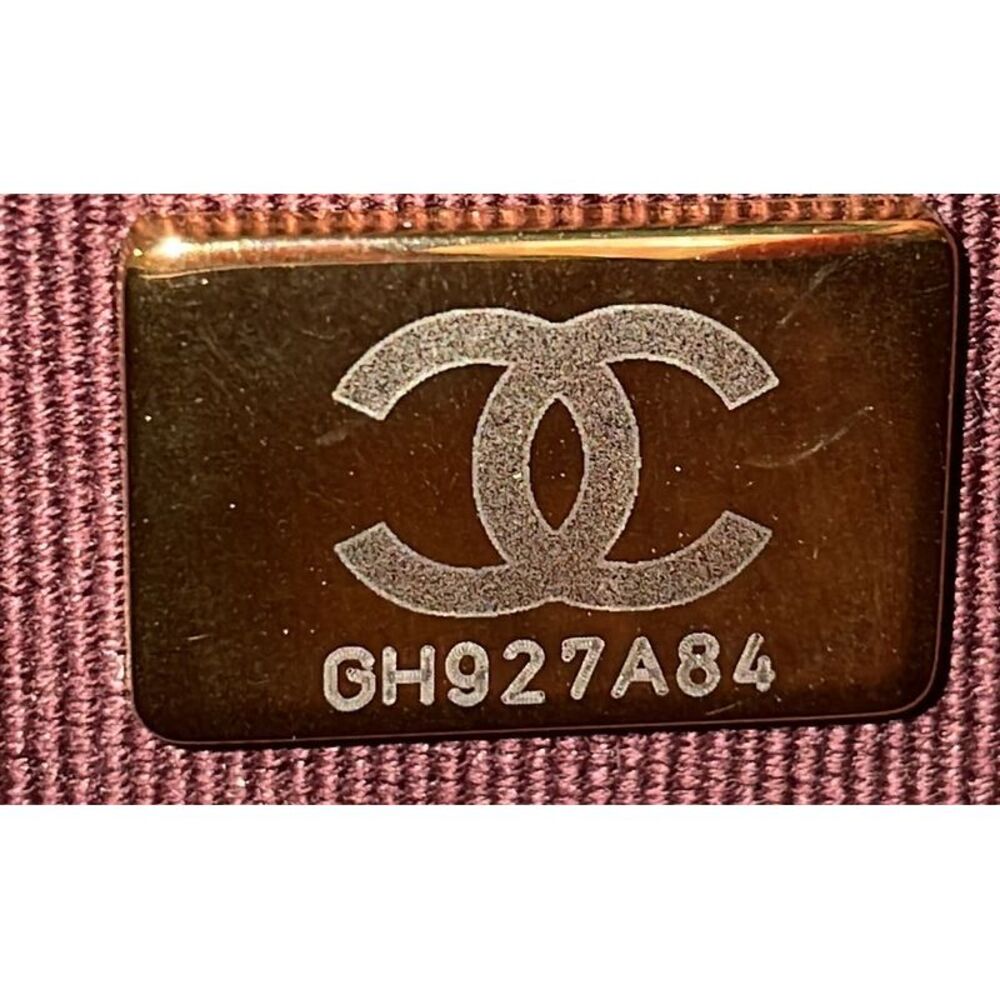 Chanel Turnlock CC Wallet on Chain Quilted Caviar Black - Picture 6 of 6